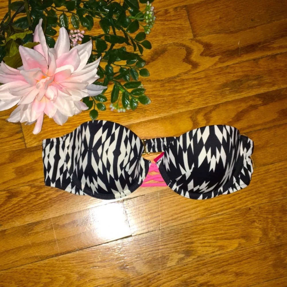 VS Strapless Bikini Top